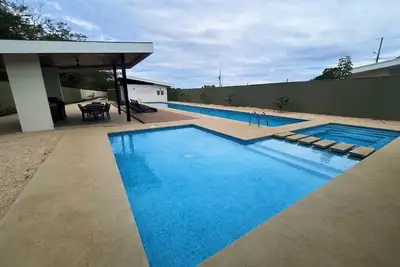 Image de Explore more beaches from a private condominium