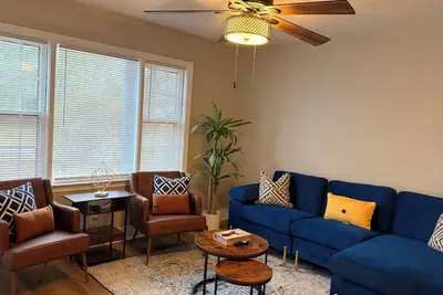 Image de Lola's Manor- 3Bedroom Newly Renovated