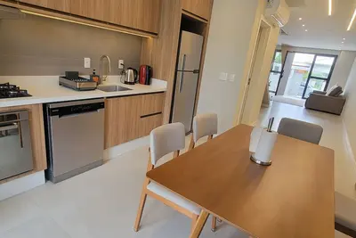 Tranquil 3-bedroom townhome with Ac in Florianópolis