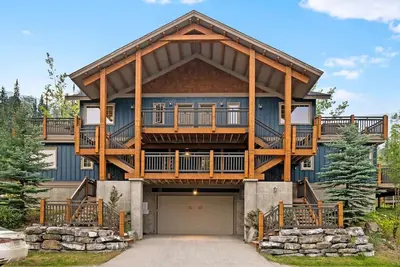Image de 2br Condo at The Aspens | Bbq + Terrace Views