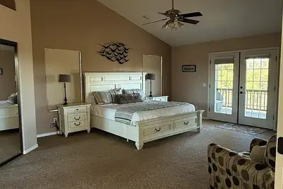 Image de Perfect Cabin for families and pets— a cozy mountain escape