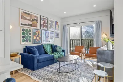 Image de Stylish 4br Near Dt with Balcony, Mtn View, Sleeps 14