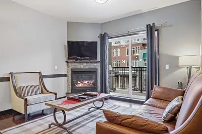 Image de 1br Grande Rockies Retreat with Bbq, Hot Tub and Pool!