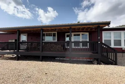 Image de Cozy Mountain Home with amazing views.