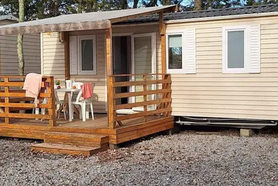 Image de Mobil Home avec Terrasse pour 4 Personnes