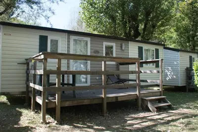 Image de Mobil Home Familial - Terrasse Relaxante