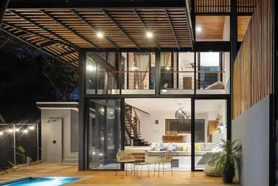 Image de Beautiful jungle villa with private saltwater pool