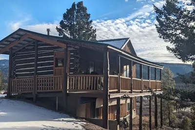 Image de Delightful 2-bedroom cabin by Georgetown Lake perfect for your getaway.