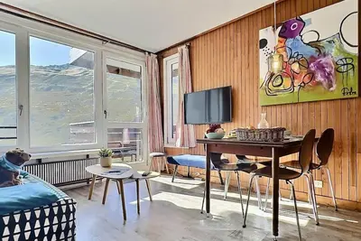 Image de 200m du centre station, 9ème étage, balcon, télévision, casier à ski, 35m², Tignes