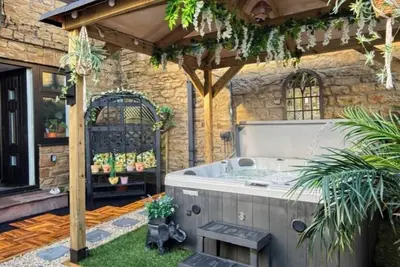 Image de Cosy Barn Retreat |  Hot Tub and private driveway