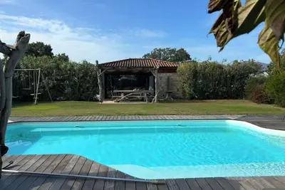 Image de Afa, zone commerciale Baleone  bas de villa avec piscine proche mer et montagne
