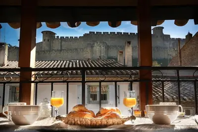 Image de Entre Pierres et Soleil - Vue cité