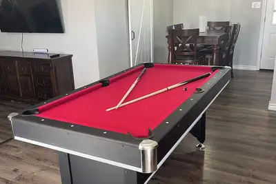 Image de 6 Guest House in Abilene with Pool Table
