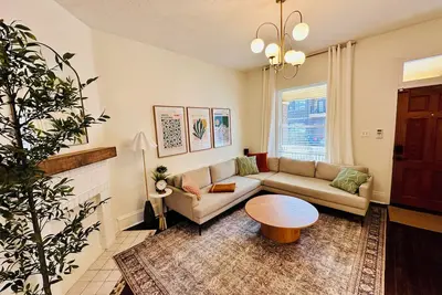 Downtown, Mass Ave, Walkable, Explore & Unwind