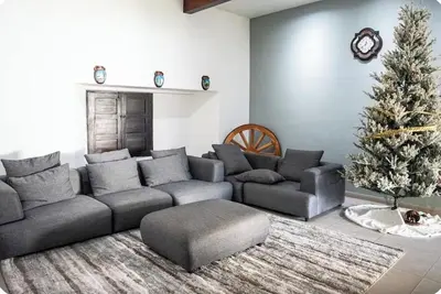 Image de Beautiful house in Suchitoto! Spacious and it features Ac and hot water.