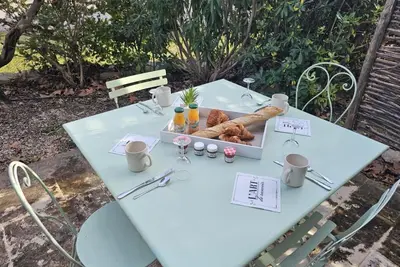 Image de Maison de charme au calme - accès plages à 40 Min
