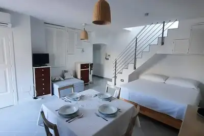 Image de Cozy retreat with panoramic terrace in the heart of Gaeta