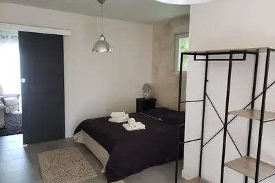 Image de Maisonnette 2-4 personnes au cœur du circuit des 24h du Mans