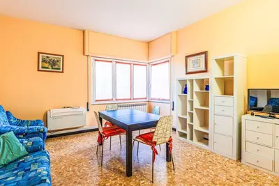 Image de Bel appartement pour 5 personnes avec climatisation, Wifi, Tv et animaux admis