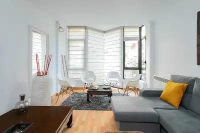 Image de Stylish Flat with Terrace / Sagrada Familia, Born