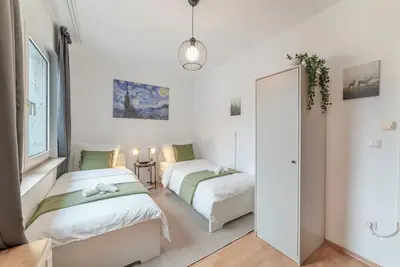 Image de SpaceStays Eco Retreat Apartment | Wifi | Center | Fitters | Trade fair