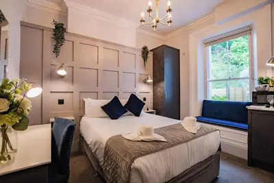 Charming Suite at the Marina