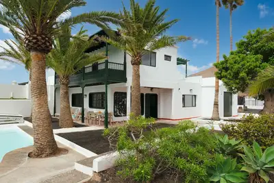 Image de Santa Rosa Tinajo by Escape Home