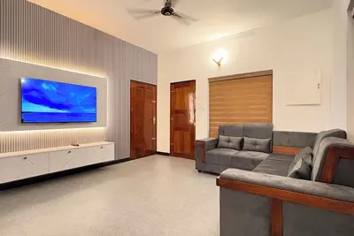 Image de Lulu Mall Side Modern 2 Br  Ideal for Long & Short Stay