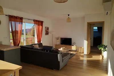 Image de Gîte dans les montagnes basques avec vue, Wi-Fi et climatisation
