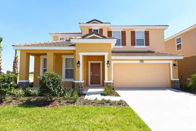 Image de Solterra Resort 5br South-Facing Pool & Spa with Game Room Near Disney