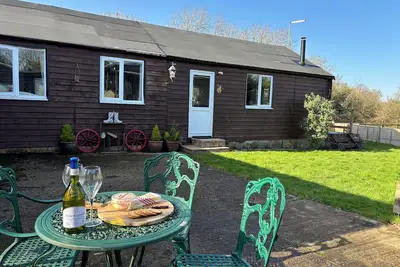 Image de B’s lodge at Church Elms Farm. Tennis court, games room, sleeps 4. Pet friendly