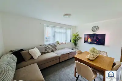 Image de Stylish Stay Near Gateacre – South Liverpool