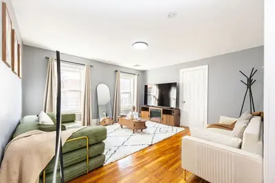 Image de Cozy 3bd/1ba in Boston | Franklin Zoo, Boston Comm