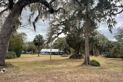 Image de Cozy 2-bedroom Waterfront House in Old Homosassa.