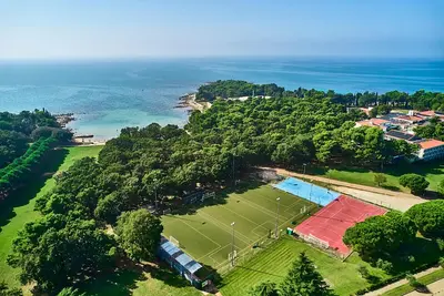 Image de Appartement incroyable à Umag avec Wi-Fi