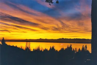 Image de Spectacular 180 Sound & Mtn View 3 Bdrm, 3. 5 Bath, Private, Fenced, Secluded