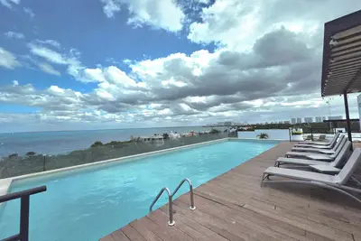 Image de Takh, Elegant hotel zone 2br rooftop pool, Balcony