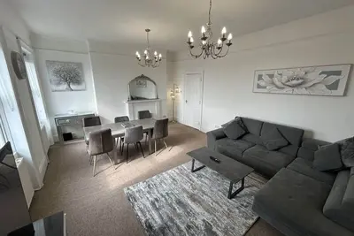 Image de Charming 2-Bed Penthouse - Free Parking