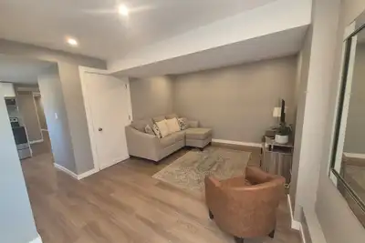 Image de Beautiful 1 bedroom suite, sleeps 4, close to lakes and silverstar mountain