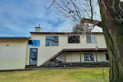 Image de Teason Hollow Farmhouse - Peaceful Rural Getaway