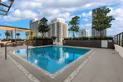 Image de Crosby 31 | Signature Skyline Residence