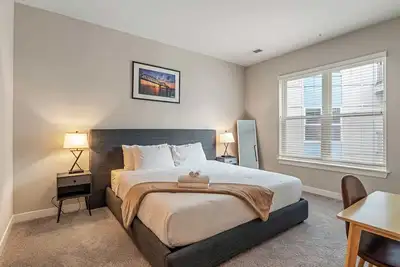 Two CozySuites Penrose on Mass | 3 Beds