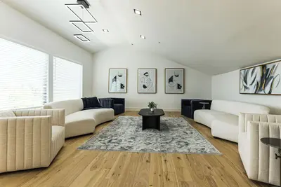 Image de Luxurious Austin Hideaway! 4, 400-Sq-Ft Estate