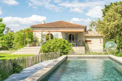 Image de Luxury Mas Sestra, 4ch, piscine, proche Uzès