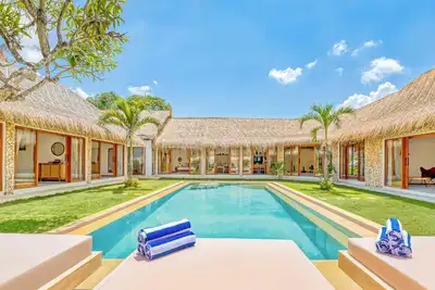 Image de Villa El Gaucho: New 9bdr, Prime Location