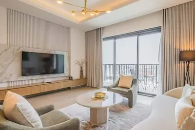 Image de Premium 2br at City Walk, High-End Furnished