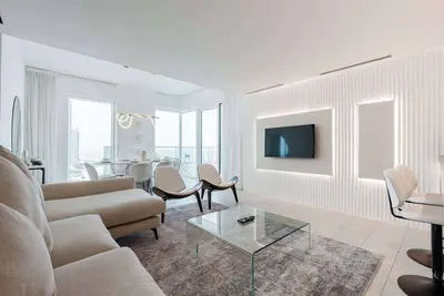 Image de Beachfront 2br, Furnished - Direct Beach Access