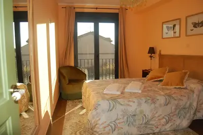 Image de Appartement 'El Rincón De La Naturaleza-3 chambres' avec piscine privée, Wi-Fi et climatisation