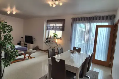 Image de Appartement 4 pièces avec Piscine 300 mètres de la plage