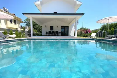 Image de Villa Deniz_5 bedrooms_all En-suite_sleeps 10